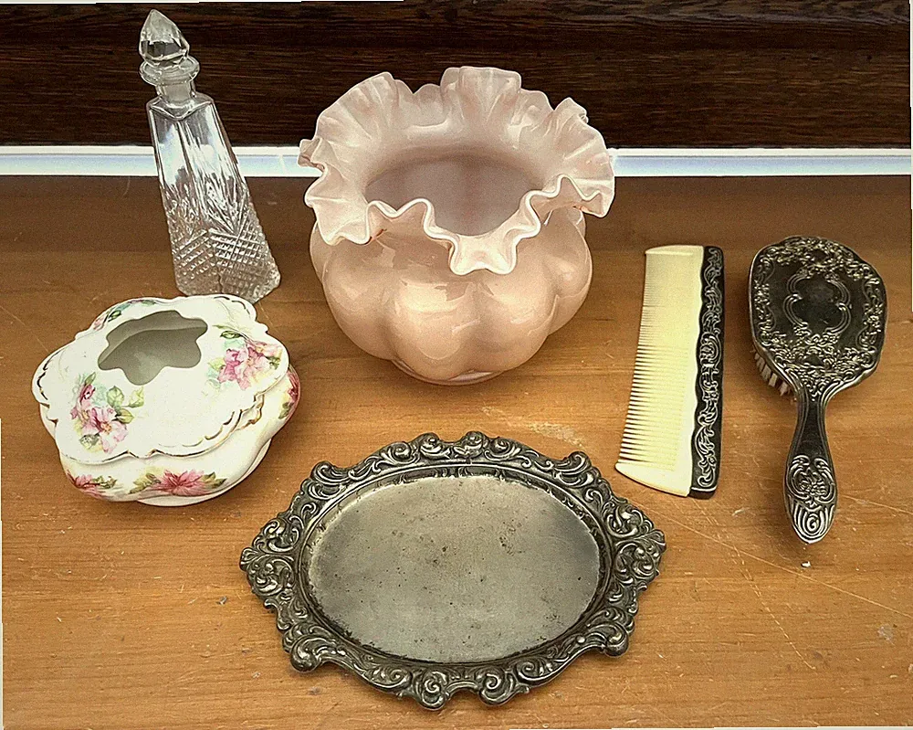 VTG (6) Vanity Items Fenton Vase Hair Receiver Brush Comb Perfume Bottle Tray