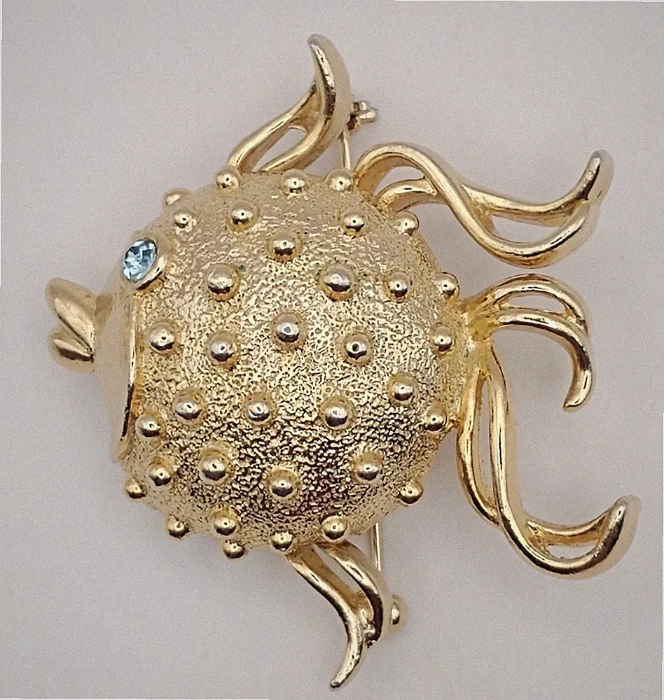 Vtg Puffer Fish Fuller Brush Co Gold Tone Solid Perfume Locket Brooch Pin 1970's